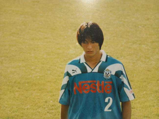 プロ選手としての夢を断たれた その先 元jリーガー ジュビロ磐田広報担当の松森亮さん サッカーキング