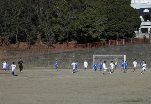 100 のコンディションでサッカーをするために 小学生でもすぐにできるのは 食べる こと サッカーキング