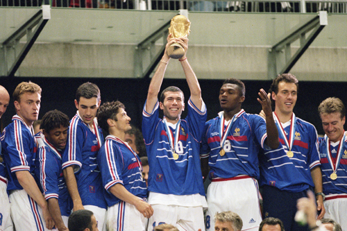 元フランス代表のジダン 一人で勝てるほどサッカーは簡単でない サッカーキング