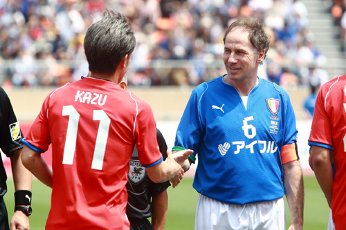 日伊ob戦に出場したバレージ 日本代表の試合は見ていて楽しい サッカーキング