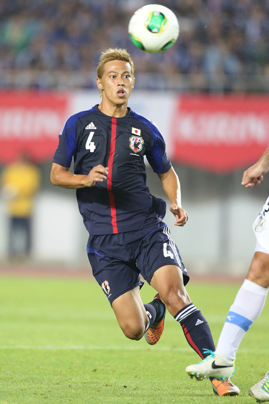 本田が国内組に海外移籍のススメ 早く海外に出たほうがいい サッカーキング