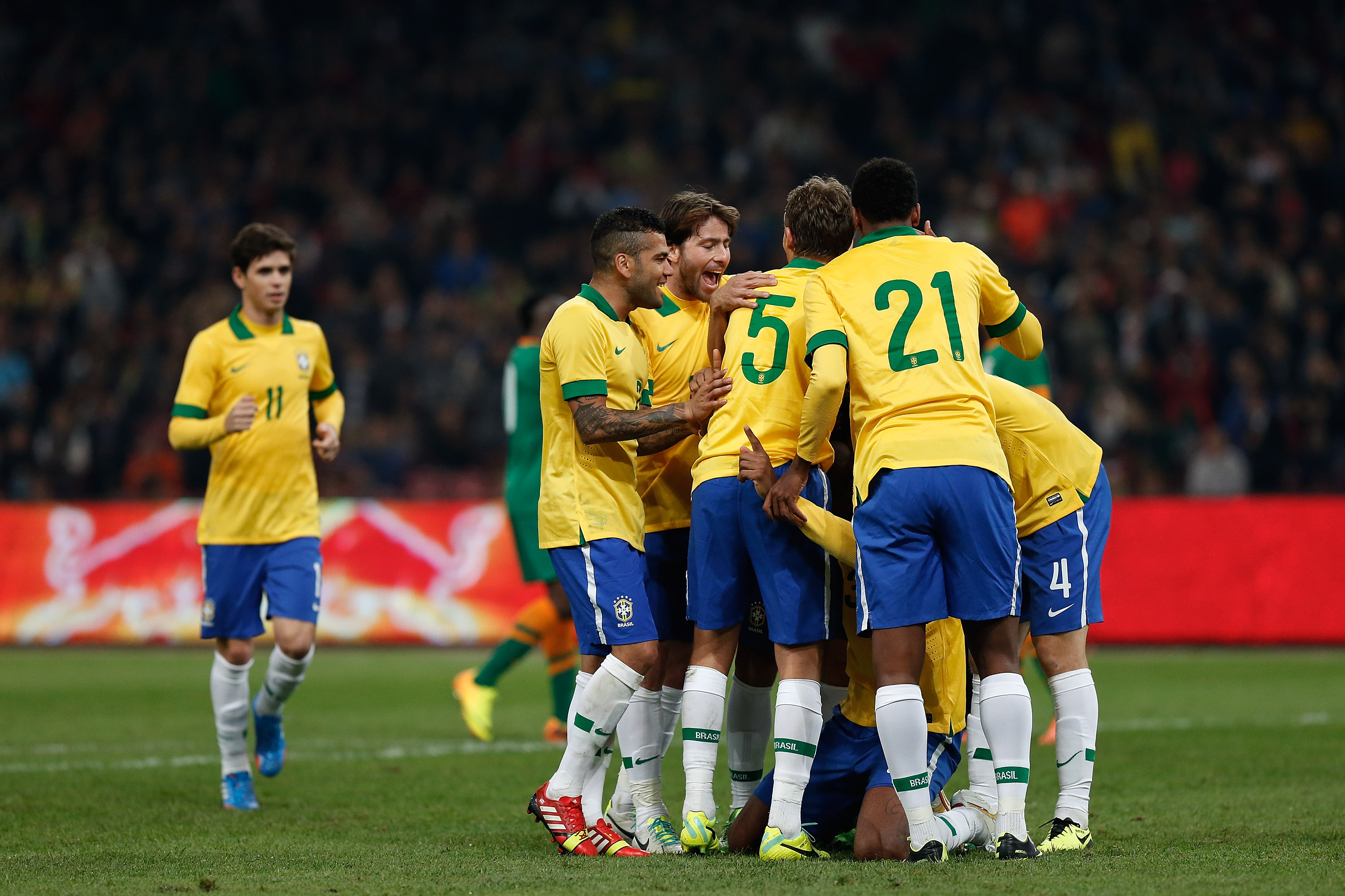 ブラジルが2得点でザンビアに快勝 ネイマールが1アシストを記録 サッカーキング