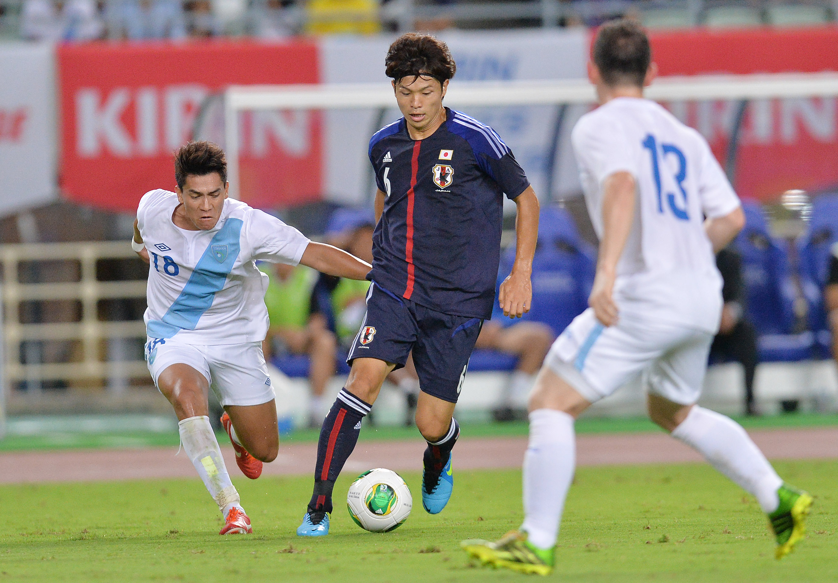 代表選出のfc東京df森重真人 自分のプレーを試したい サッカーキング