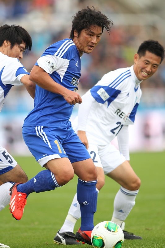 3.11を忘れない ユニホーム サッカー元日本代表三浦淳宏選手の品 - ウェア
