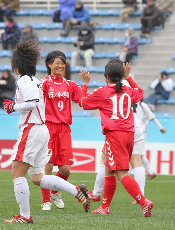 14 1 15 第22回全日本高校女子サッカー選手権大会 日ノ本学園 3 0 神村学園 サッカーキング