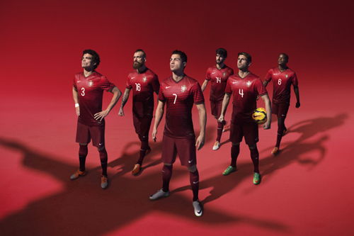 ポルトガル代表 連盟100周年記念となる新ユニフォームが発表 サッカーキング