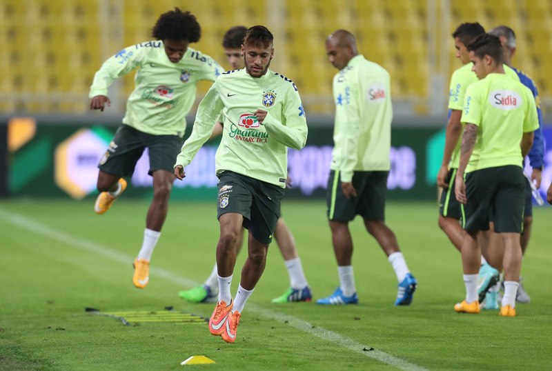 プチギフト サッカー ブラジル代表 トレーニングウェア - ウェア