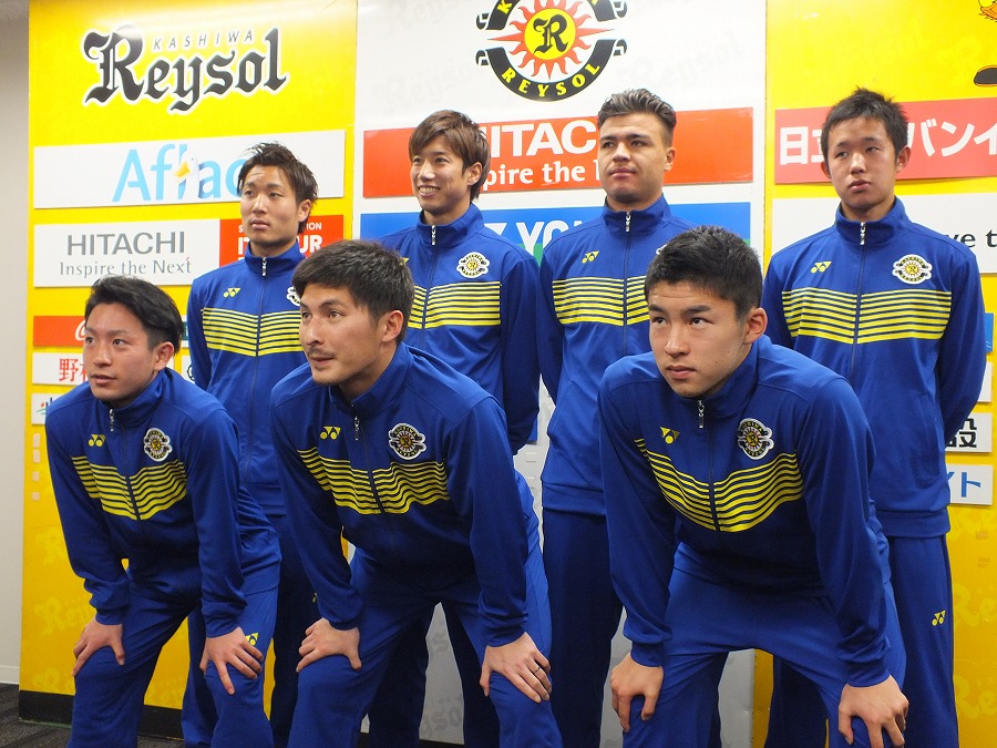 吉田達磨新体制の柏 新入団7選手が会見 大津 チームを勝たせたい サッカーキング