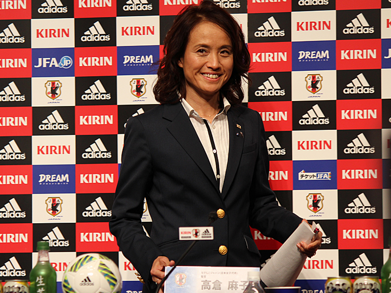 なでしこ新監督は初の女性指揮官 高倉麻子氏が就任 年代別代表で実績 サッカーキング