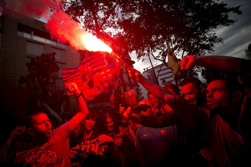 Barcelona fans celebrate the La Liga title