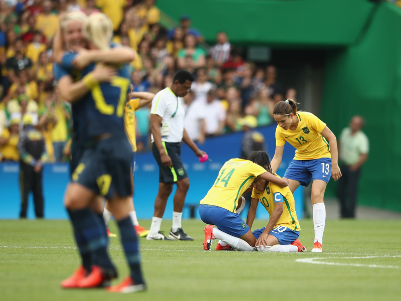 決勝は欧州対決に 開催国ブラジル Pk戦で涙 リオ五輪女子準決勝 サッカーキング