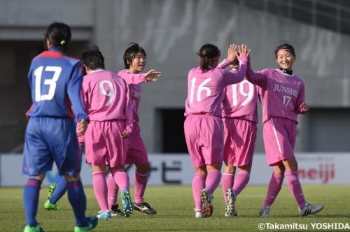 写真ギャラリー 16 12 30 第25回全国高等学校女子サッカー選手権大会 1回戦 藤枝順心 5 1 開志学園 サッカーキング