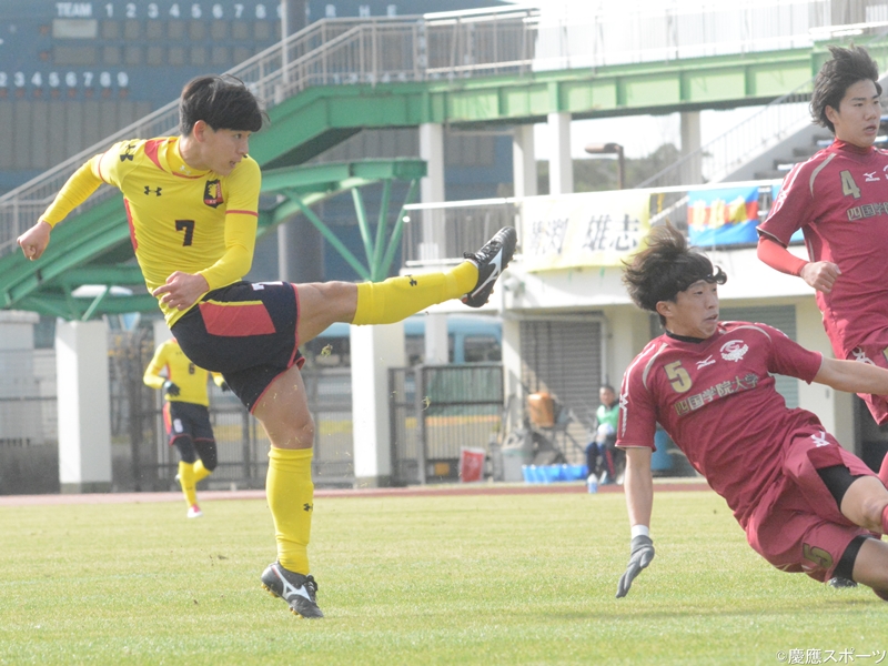 一戦必勝 を掲げる慶應大 4得点で四国学院大を退けインカレ2回戦へ サッカーキング