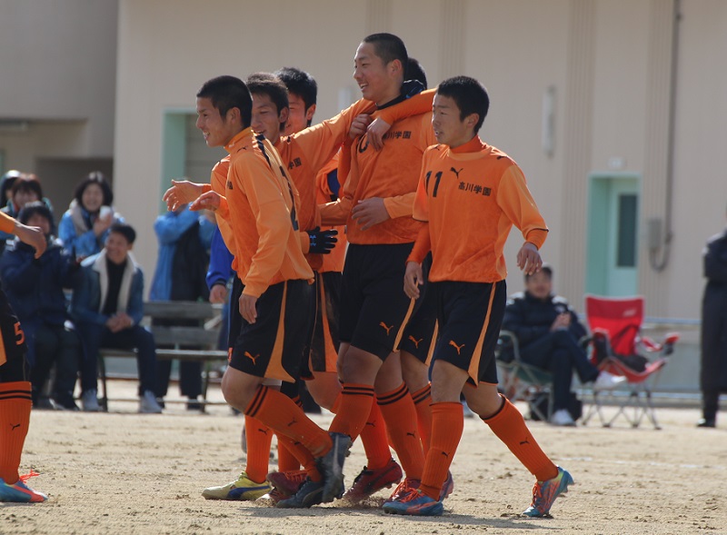 選手権フォーカス＞【高川学園】“オレンジ軍団”復活へ、若き熱血OB指揮官が導く | サッカーキング