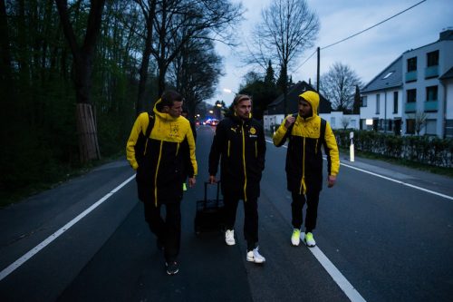 Borussia Dortmund Bus Explosion Injures One