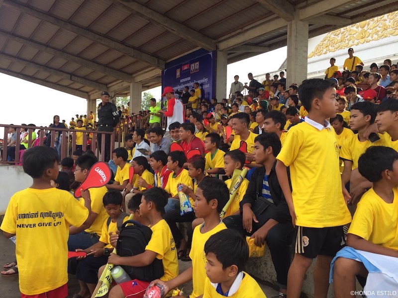 カンボジアから初来日の ソルティーロ アンコールfc が学んだもの そして本田圭佑が伝えた想いとは サッカーキング