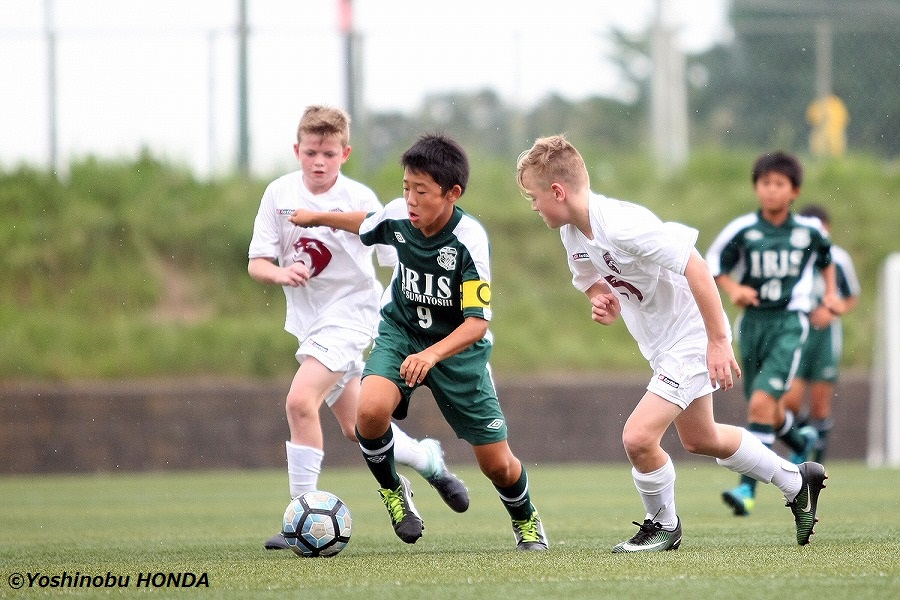 バルサが5大会連続ベスト4へ 名古屋 大宮 東京u12も初制覇を狙う U 12ジュニアチャレンジ17 サッカーキング