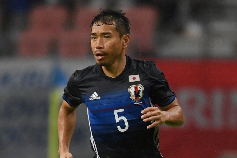 長友佑都、日本代表通算100試合出場を達成！ 史上7人目の快挙 | サッカーキング