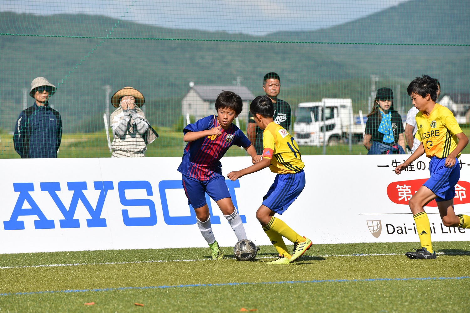 決勝は大会連覇チーム同士の熱戦 Exile Cup 18 北海道大会を制したのはsts千歳ペレーダ サッカーキング