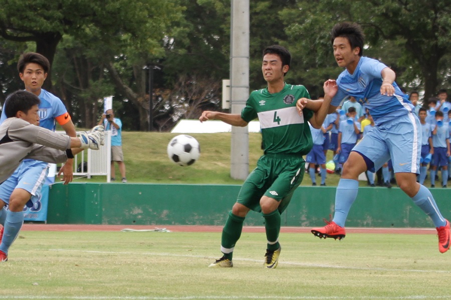 サッカー部入部 1年足らず の3年生 桐光学園 敷野 仲間の気持ち背負うガッツマンが勢いもたらす サッカーキング