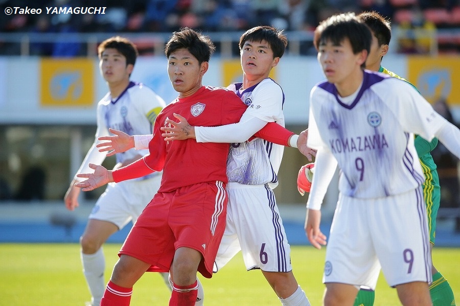 写真ギャラリー 18 12 30 第97回全国高校サッカー選手権大会 1回戦 駒澤大高 1 1 Pk 9 10 那覇西 サッカーキング