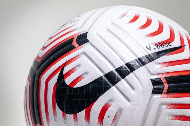 ナイキ、プレミアリーグの新公式球を発表！ 新テクノロジーで超正確な