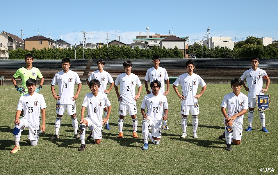 日本代表の新アウェイユニがお披露目 初着用はu 16代表 見た瞬間ワクワク サッカーキング