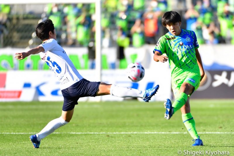 20201031 Shonan vs YokophamaFC Kiyohara1(s)