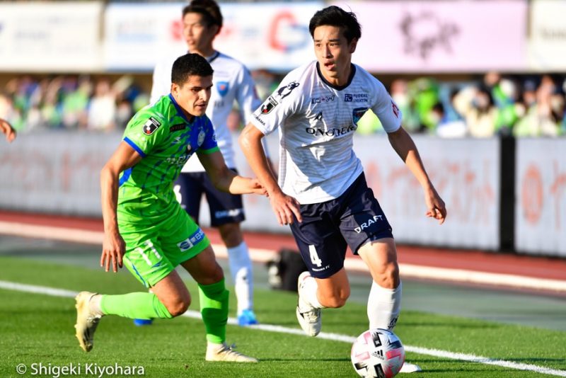 20201031 Shonan vs YokophamaFC Kiyohara3(s)