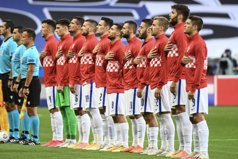 いよいよ11日に開幕 Euroに出場する欧州14カ国の 愛称 サッカーキング