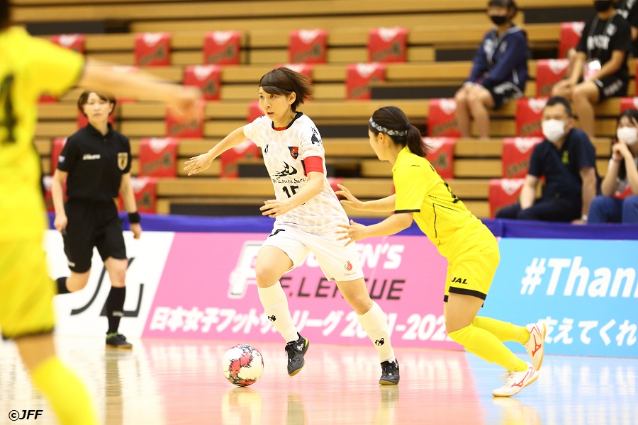 日本女子フットサルリーグ 21 22シーズン開幕 2連覇を目指す浦安は14発快勝 サッカーキング