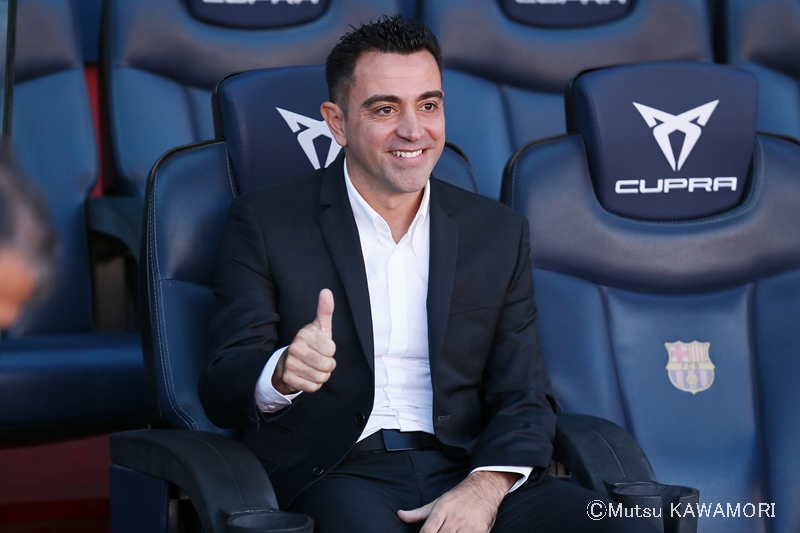 Barcelona_Xavi_211108_0622_