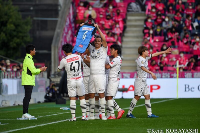 cerezo_frontale_kobayashi (3)