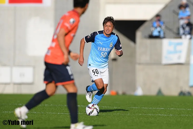 遠藤保仁がg大阪から磐田に完全移籍 またお会いしましょう サッカーキング