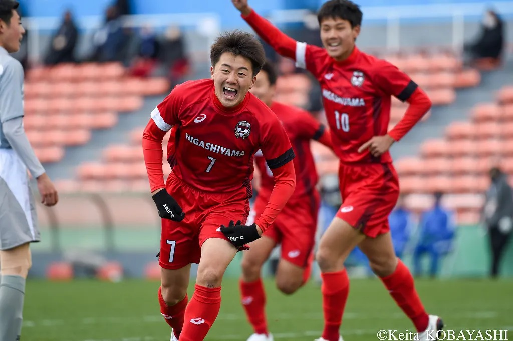 東山mf阪田澪哉 2年 夏に続いて8強敗退も選手権で見せた成長の跡 サッカーキング