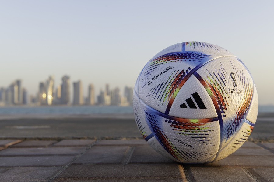 カタールW杯公式球『AL RIHLA』発表、アラビア語で「旅」を意味