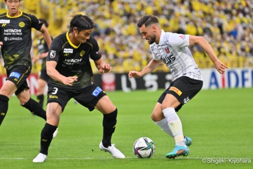 20220508 J1 Kashiwa vs Urawa Kiyohara26(s)