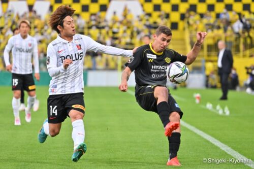 20220508 J1 Kashiwa vs Urawa Kiyohara27(s)