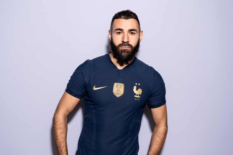 フランス代表に激震…ベンゼマのカタールワールドカップ欠場が決定、左