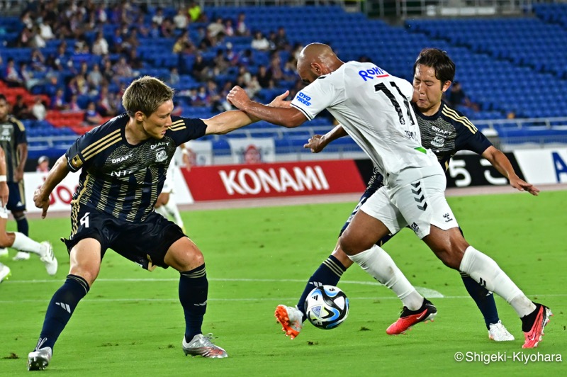 20230812 J1 YokohamaFM vs GOsaka Kiyohara33(s)