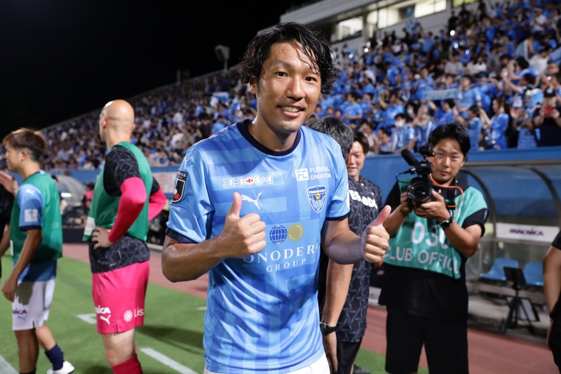 横浜FCが“横浜ダービー”で4発快勝！ 横浜FMの連勝は2でストップ