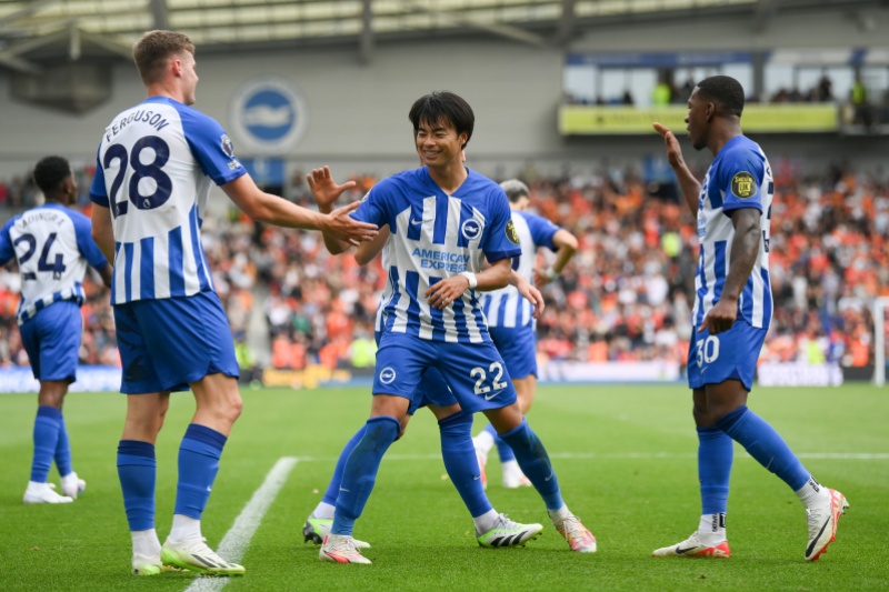 Brighton & Hove Albion v Luton Town - Premier League