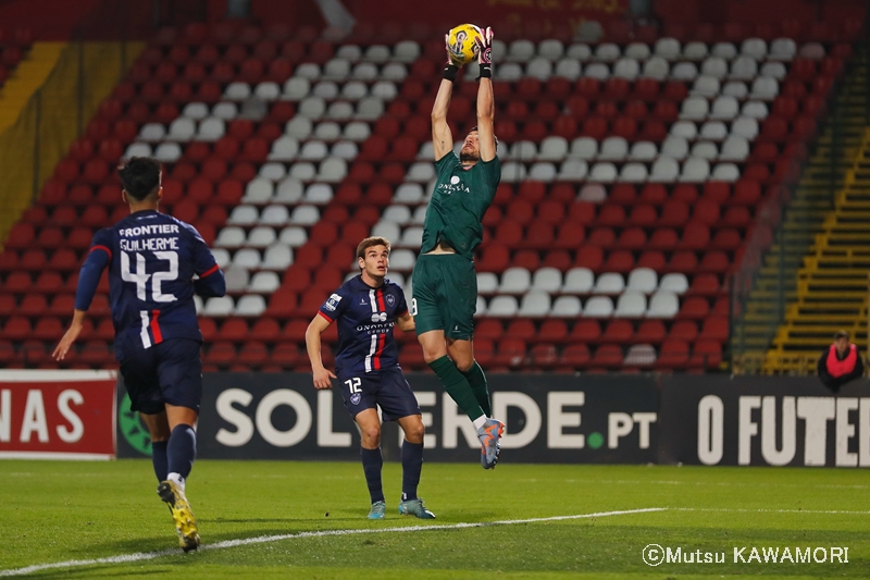 Leixoes_Oliveirense_240112_0007_