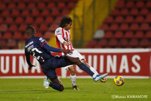 Leixoes_Oliveirense_240112_0009_