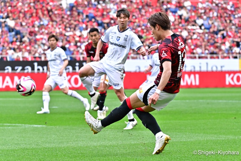 20240420 J1 Urawa vs GOsaka Kiyohara41(s)