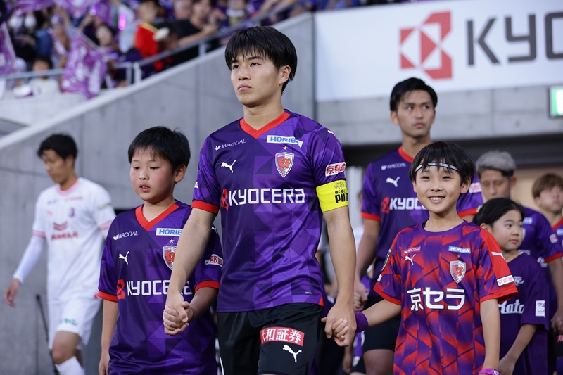 京都サンガＦＣ☆オフィシャルカード2024・川崎颯太選手 薄けれ