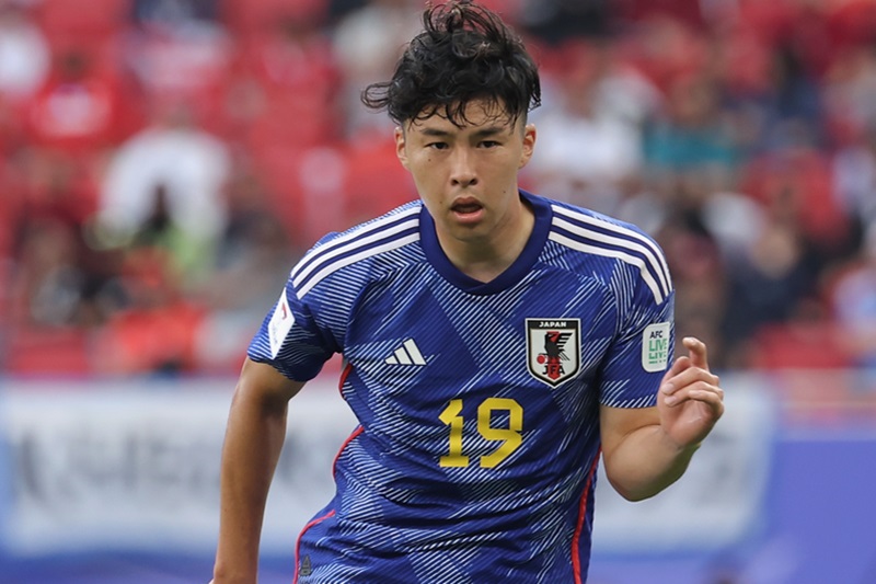 町田に加入の日本代表DF中山雄太、背番号が「19」に決定！ ユニフォームネームは「NAKAYAMA」 | サッカーキング