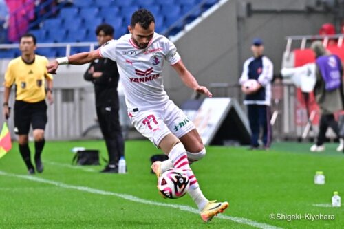 20241005 J1 Urawa vs COsaka Kiyohara18(s)