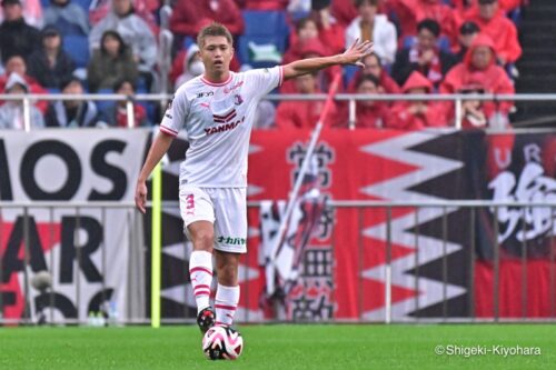 20241005 J1 Urawa vs COsaka Kiyohara19(s)