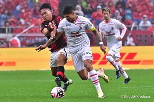 20241005 J1 Urawa vs COsaka Kiyohara21(s)